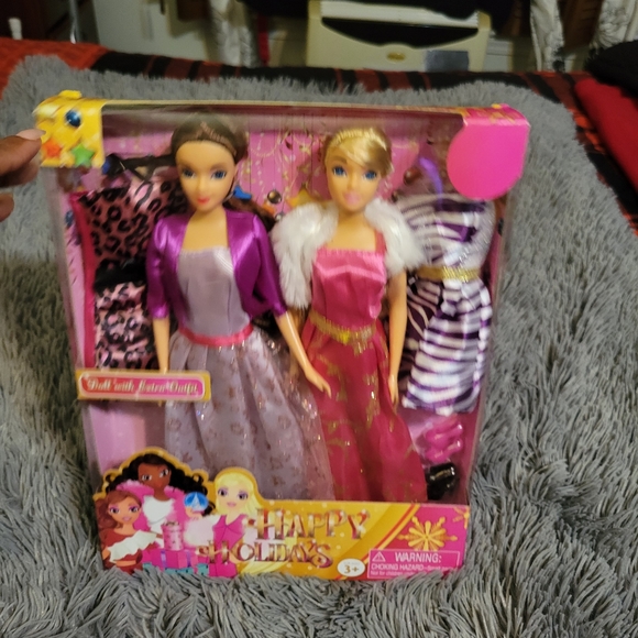 Happy Holidays 2-Doll Pack Set - Picture 4 of 4